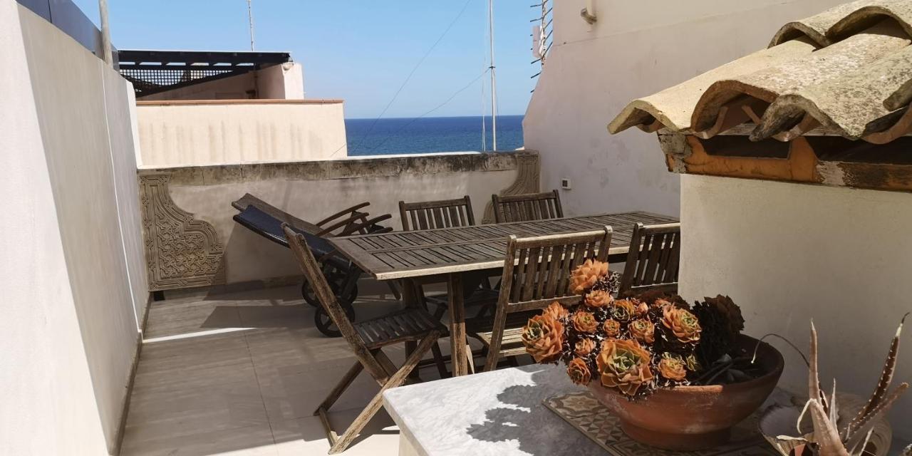 Sea-View Terrace & Bikes Moon Ortigia Holiday Home Syracuse Exterior foto