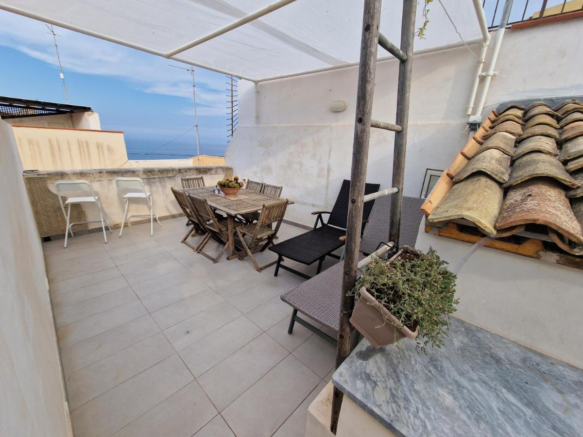 Sea-View Terrace & Bikes Moon Ortigia Holiday Home Syracuse Exterior foto